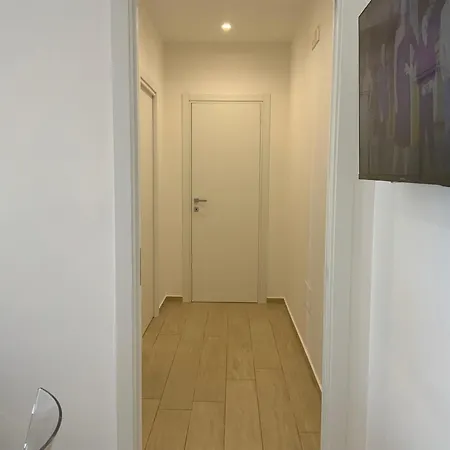 Aurora Διαμέρισμα *